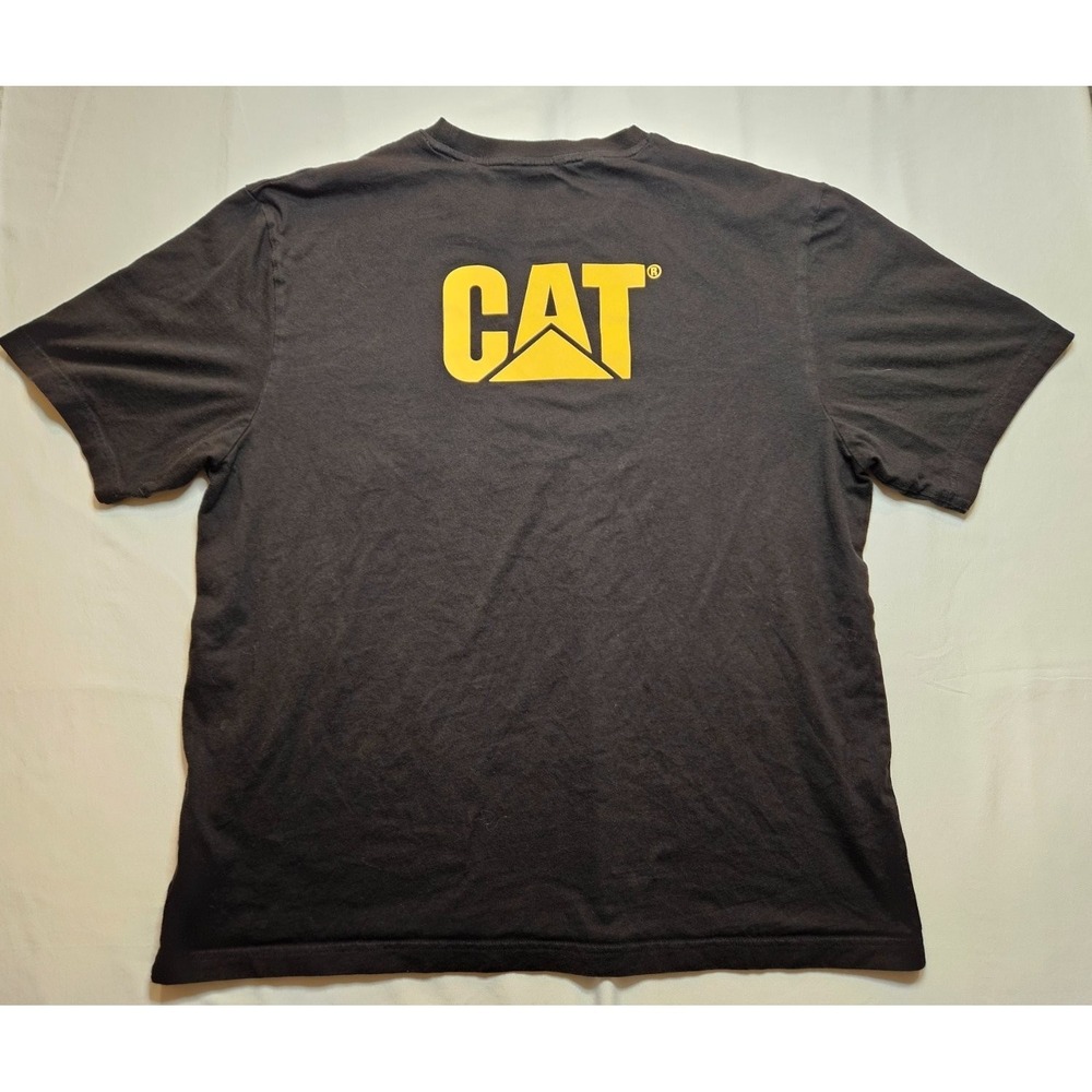 Caterpillar Cat Logo Pocket Tee Men's T-Shirt XL Black Yellow Neck Tape - Picture 2 of 9